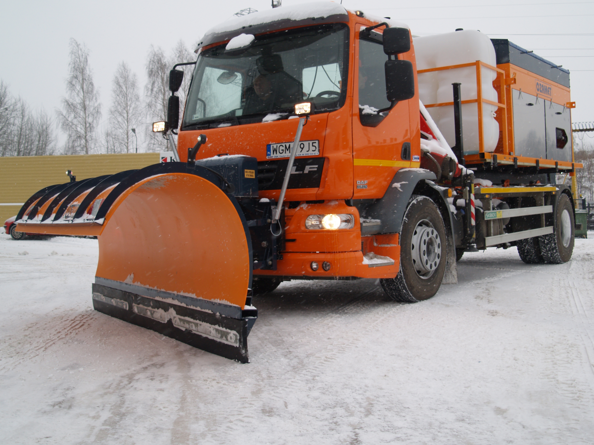 Ozamet snow plow and spreader